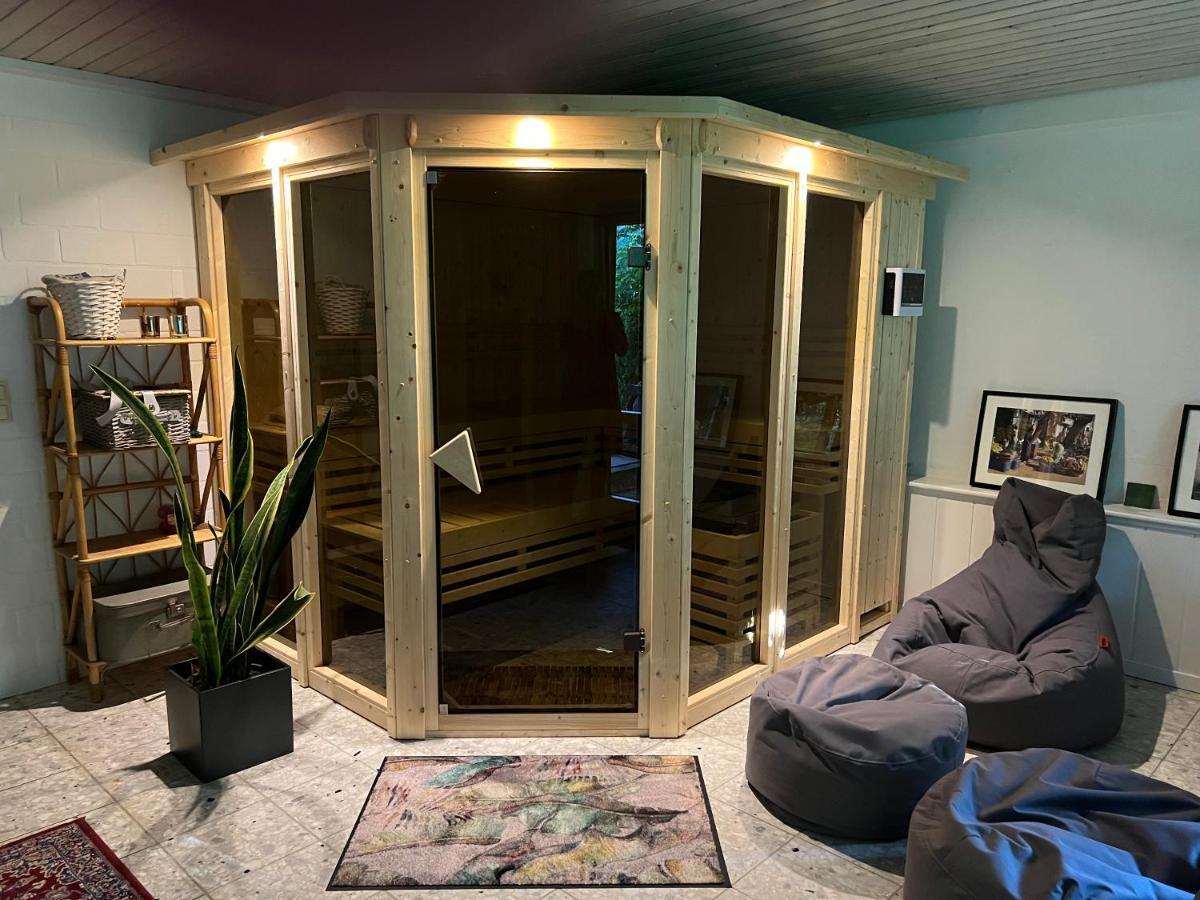 Aussergewoehnliches Haus Mit Sauna, Kamin Und Garten Wilhelmshaven Eksteriør billede