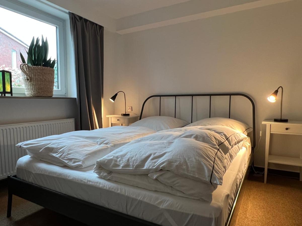 Aussergewoehnliches Haus Mit Sauna, Kamin Und Garten Wilhelmshaven Eksteriør billede